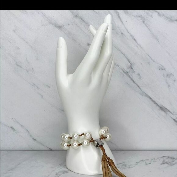 Chico's Faux Pearl Bracelet Adjustable Slide Brown Leather 10mm Glass Bead 7-9" - Picture 4 of 9